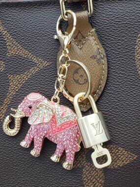 Louis Vuitton Gold Lock 🔑 Authentic LV Padlock + Bag Unbranded Elephant Charm